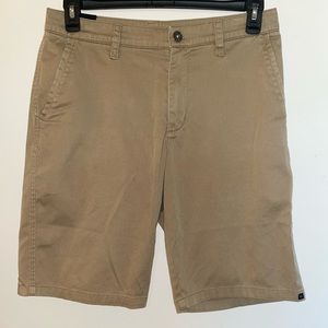 Quiksilver Mens Size: 30 Casual Chino Khaki Bermuda Flat Front Shorts